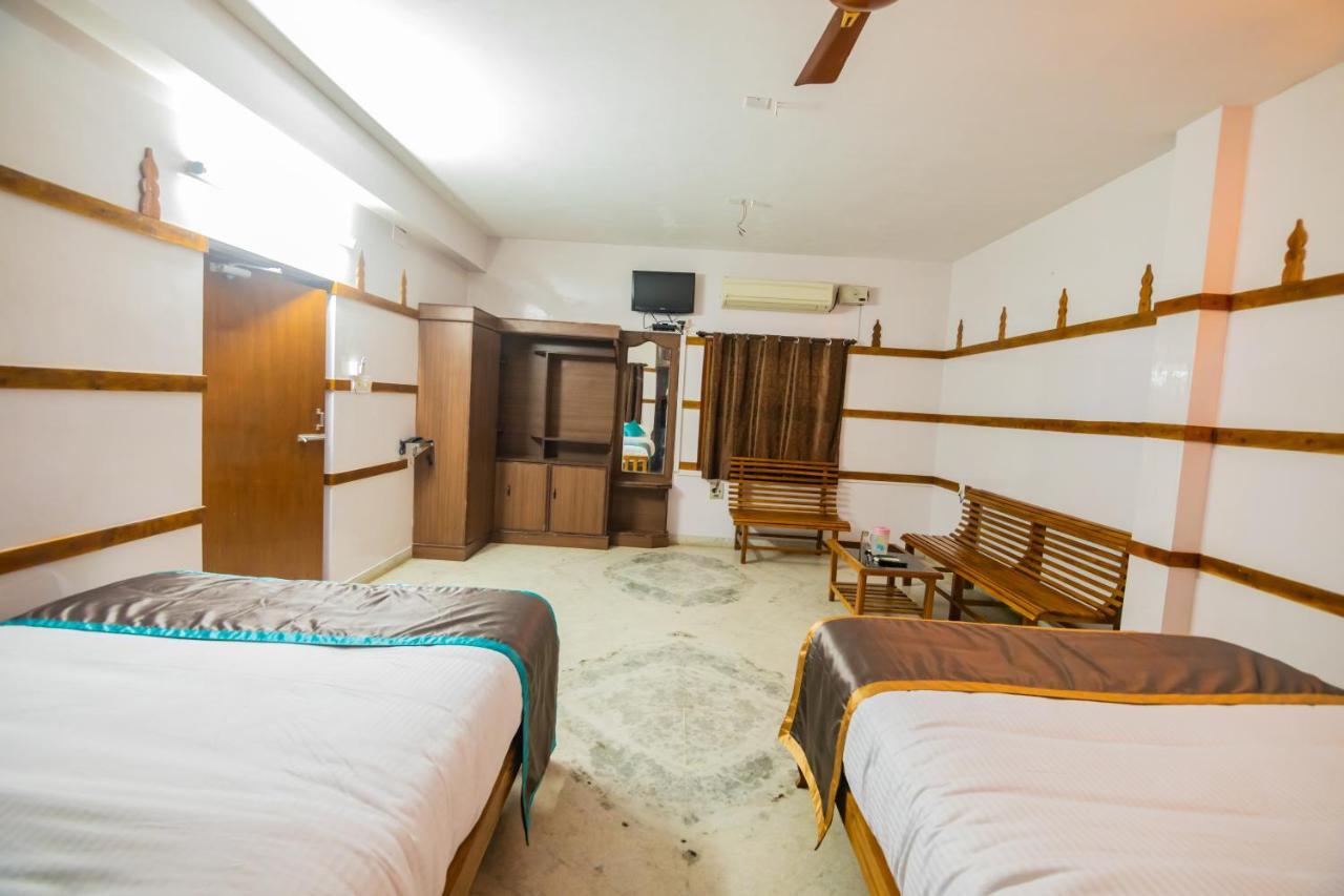 Hotel Sp Grand Karur  Zewnętrze zdjęcie