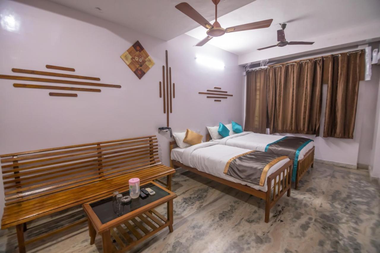 Hotel Sp Grand Karur  Zewnętrze zdjęcie